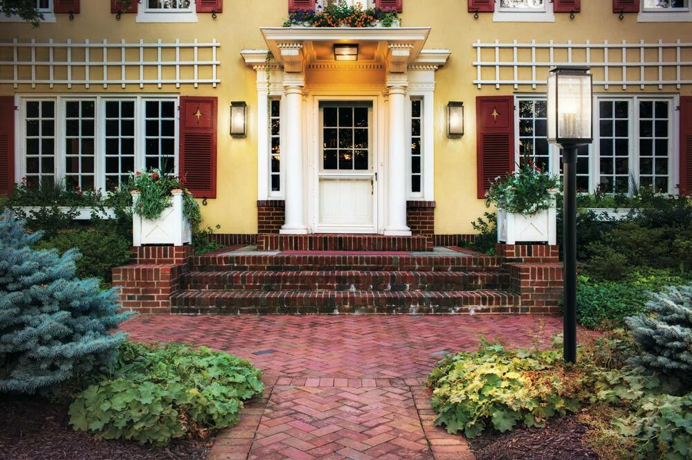 Discount 𧨠Kichler Lighting Manningham 60W 3-Light Post Mount Lantern in Olde Bronze π€© 4 Discount 𧨠Kichler Lighting Manningham 60W 3-Light Post Mount Lantern in Olde Bronze π€© - Image 2